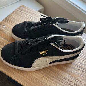 Puma Suede Classic XXI Sneakers
